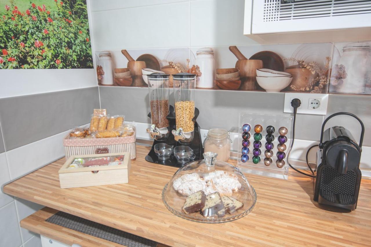 מרידה Apartamentos Coso De San Albin מראה חיצוני תמונה