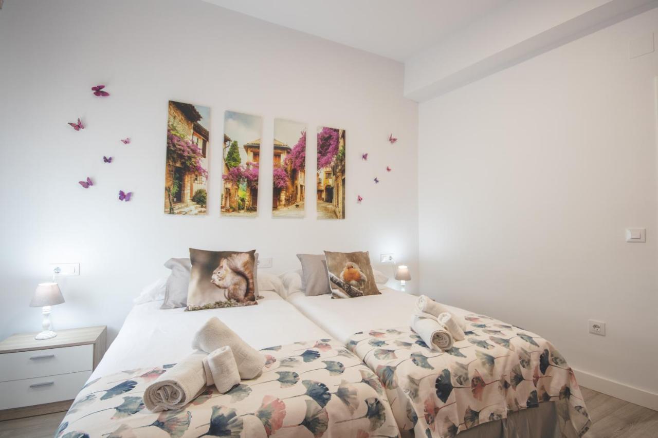 מרידה Apartamentos Coso De San Albin מראה חיצוני תמונה