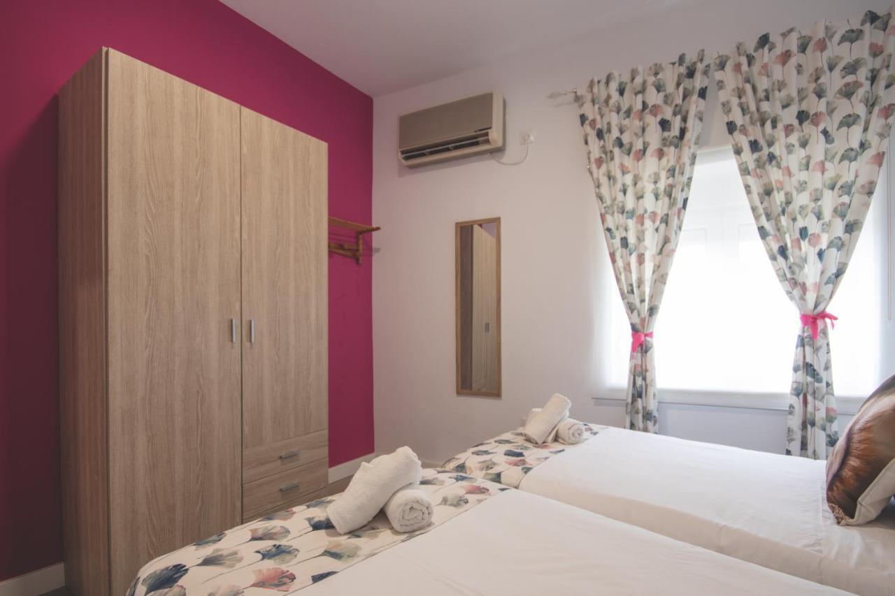 מרידה Apartamentos Coso De San Albin מראה חיצוני תמונה