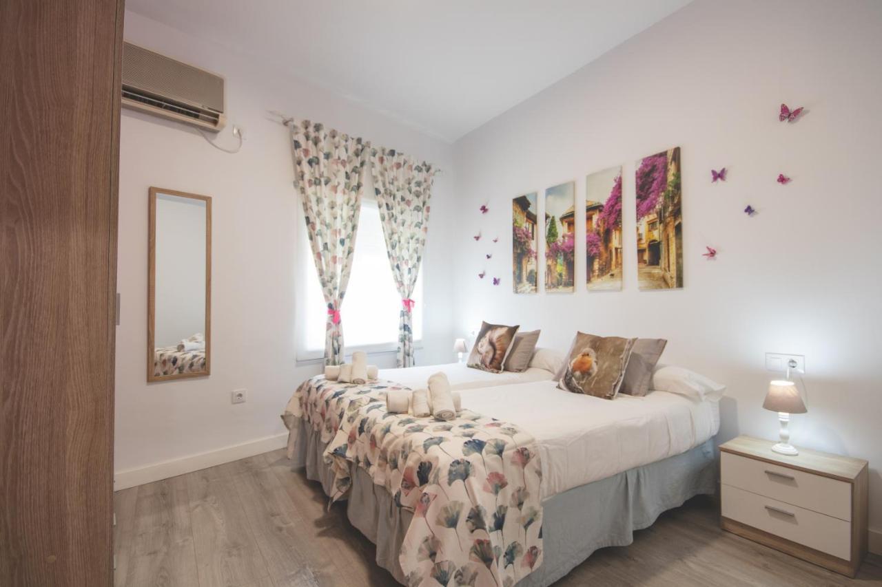 מרידה Apartamentos Coso De San Albin מראה חיצוני תמונה