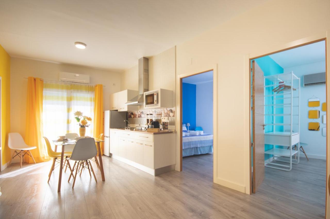 מרידה Apartamentos Coso De San Albin מראה חיצוני תמונה